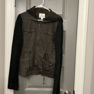 Women’s jacket size large